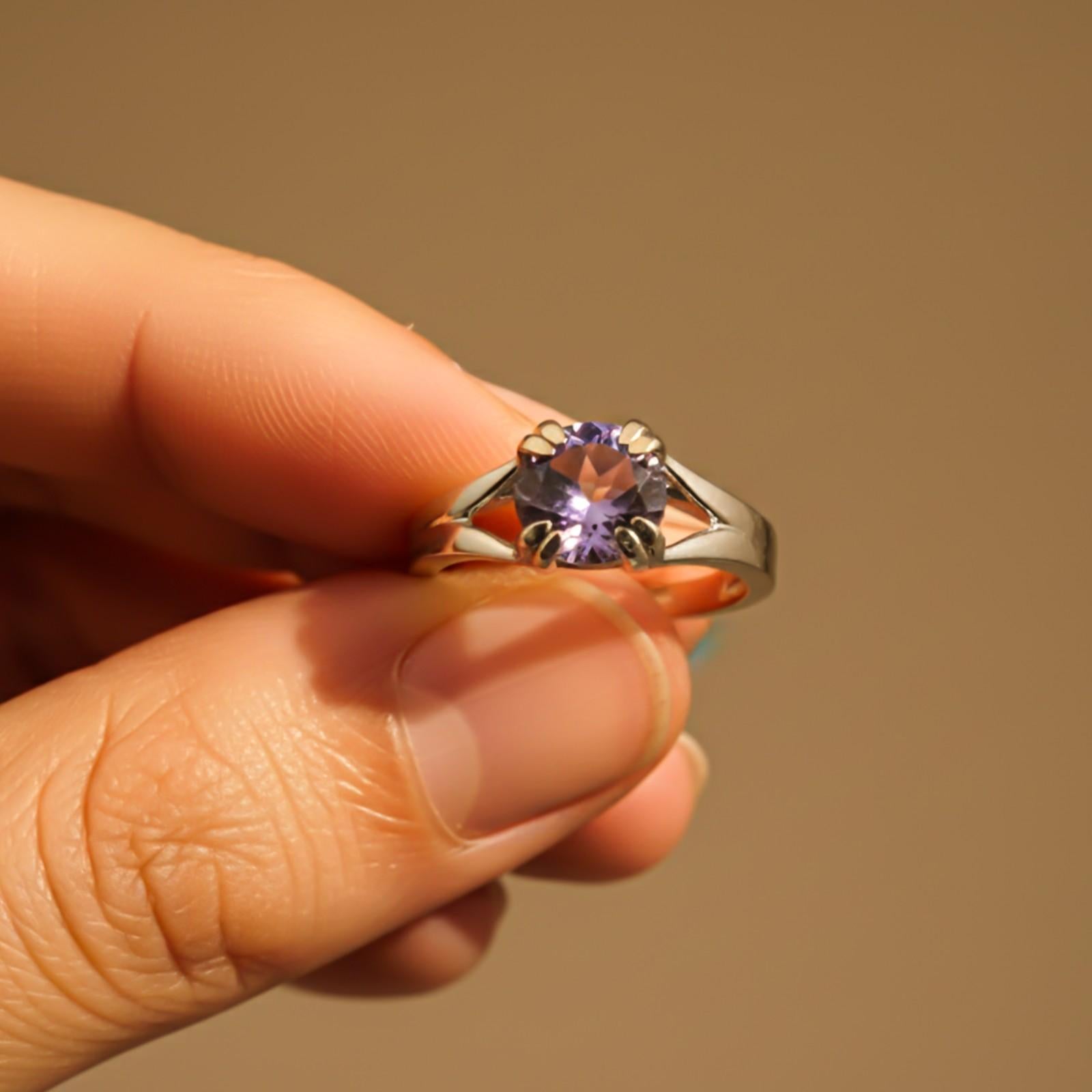 Silver Amethyst Solitaire Ring