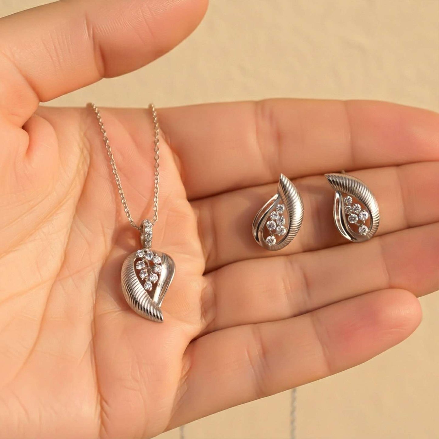 Silver Leaf Sparkle Pendant & Earrings Set