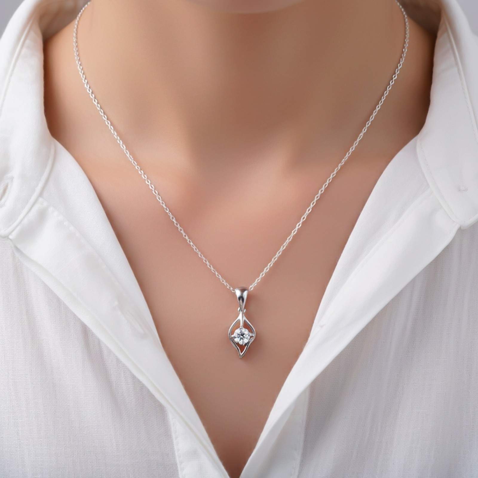 Silver Leaf Glow Pendant & Earrings Set