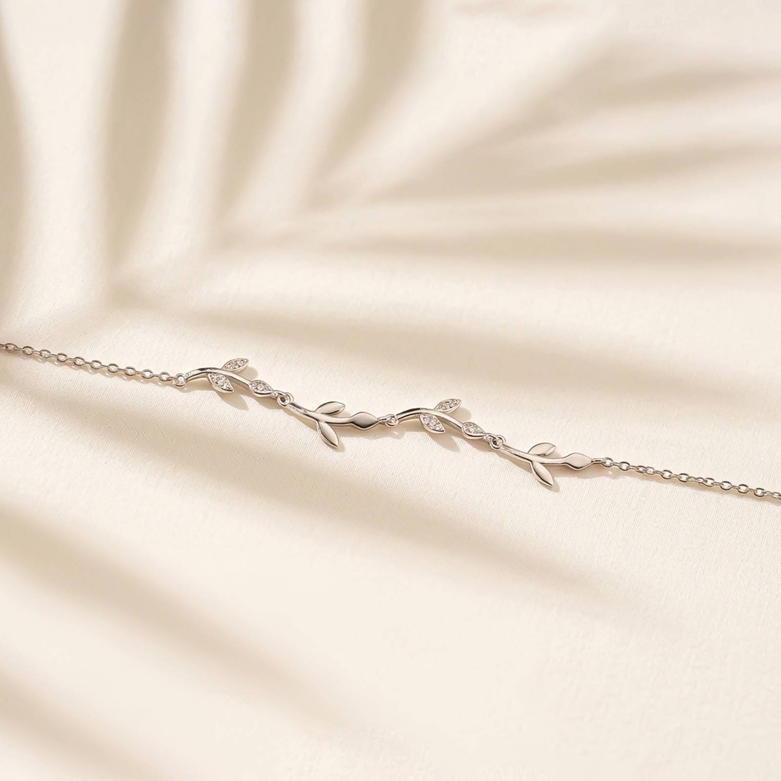 Silver Nature-Inspired Leaf Jewelry Set