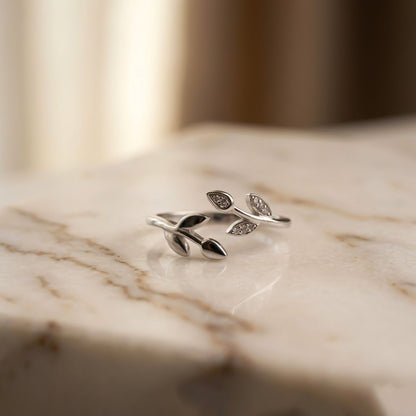 Silver Nature-Inspired Leaf Jewelry Set