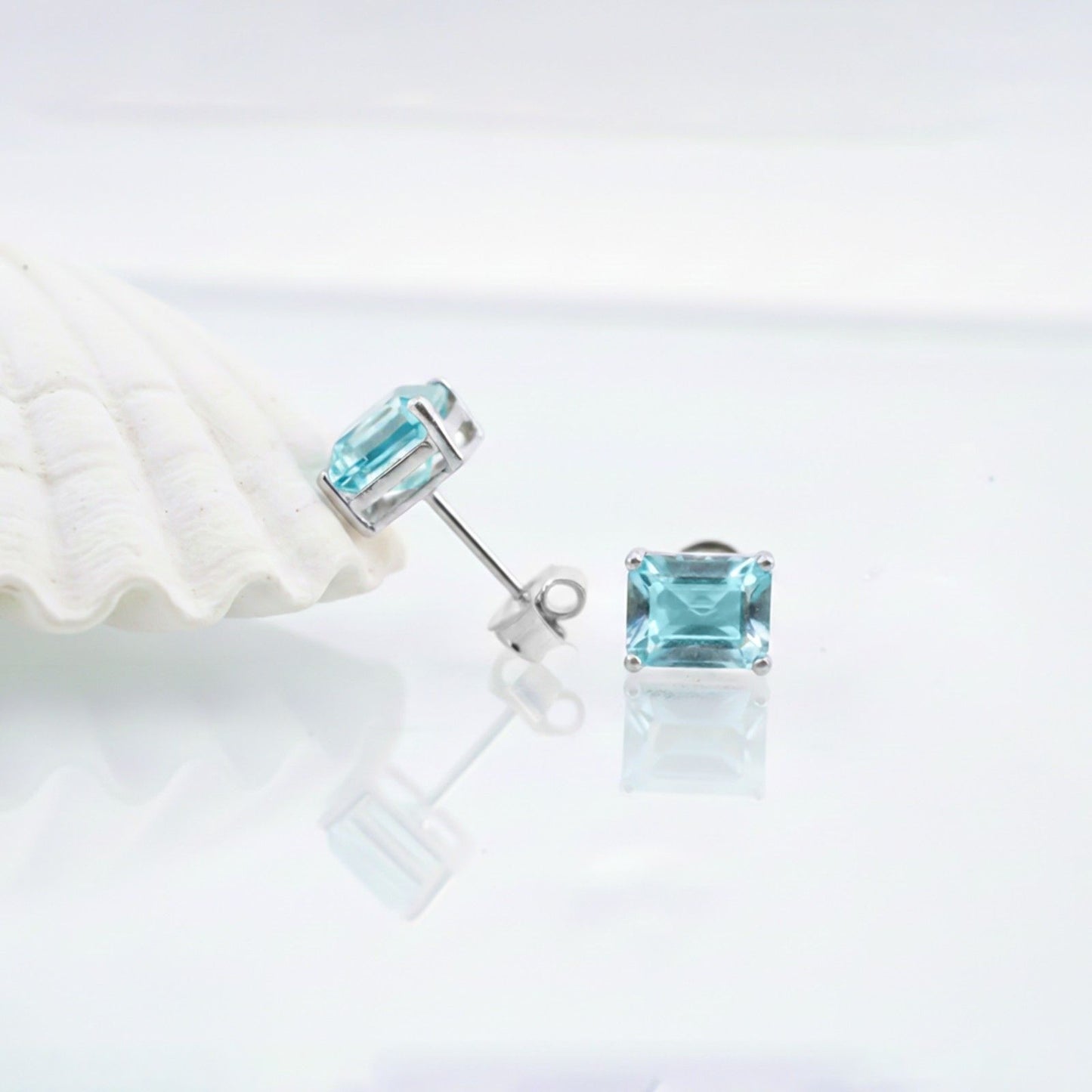 Silver Aqua Solitaire Stud Earrings
