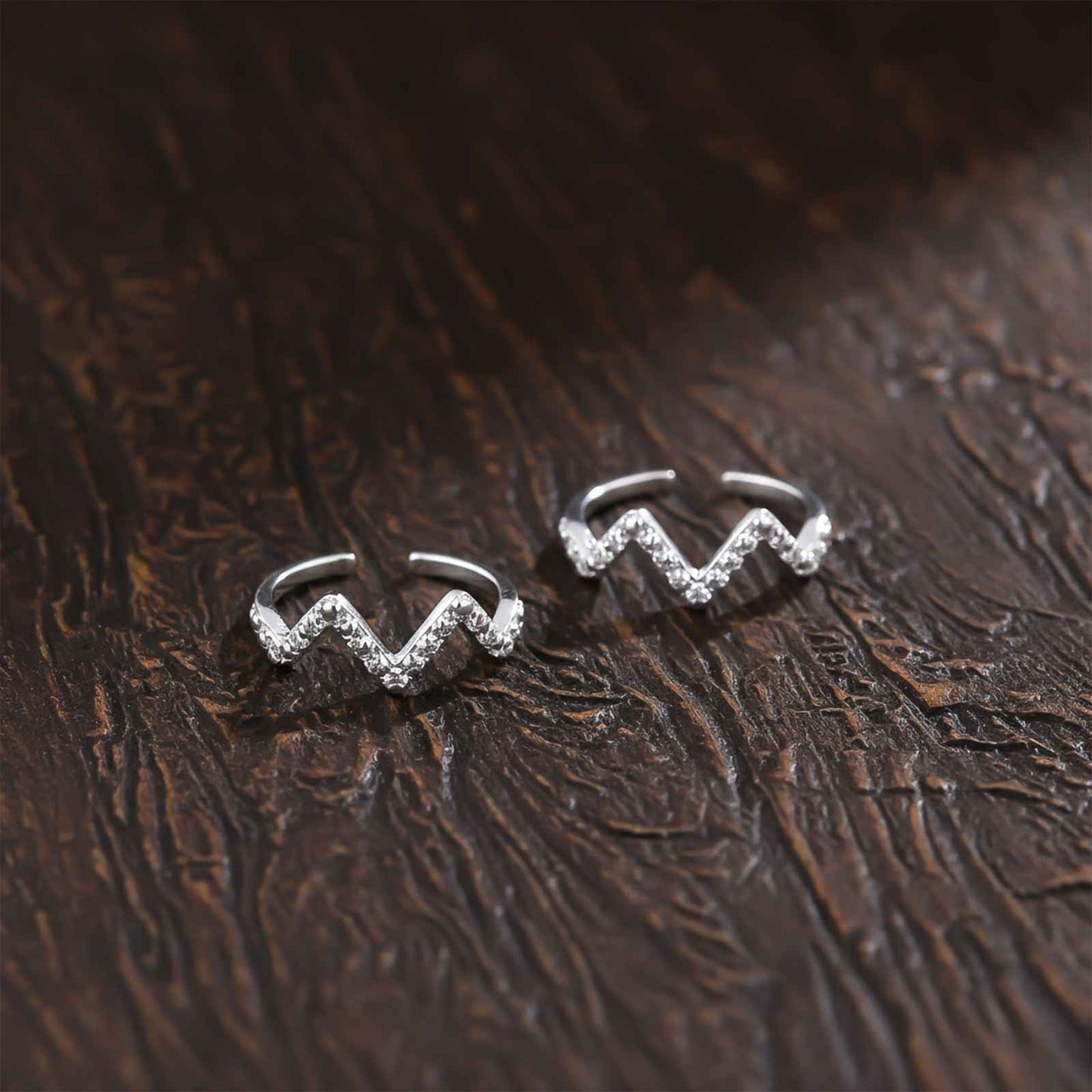 Zig Zag Rhodium Plated Silver Toe Ring