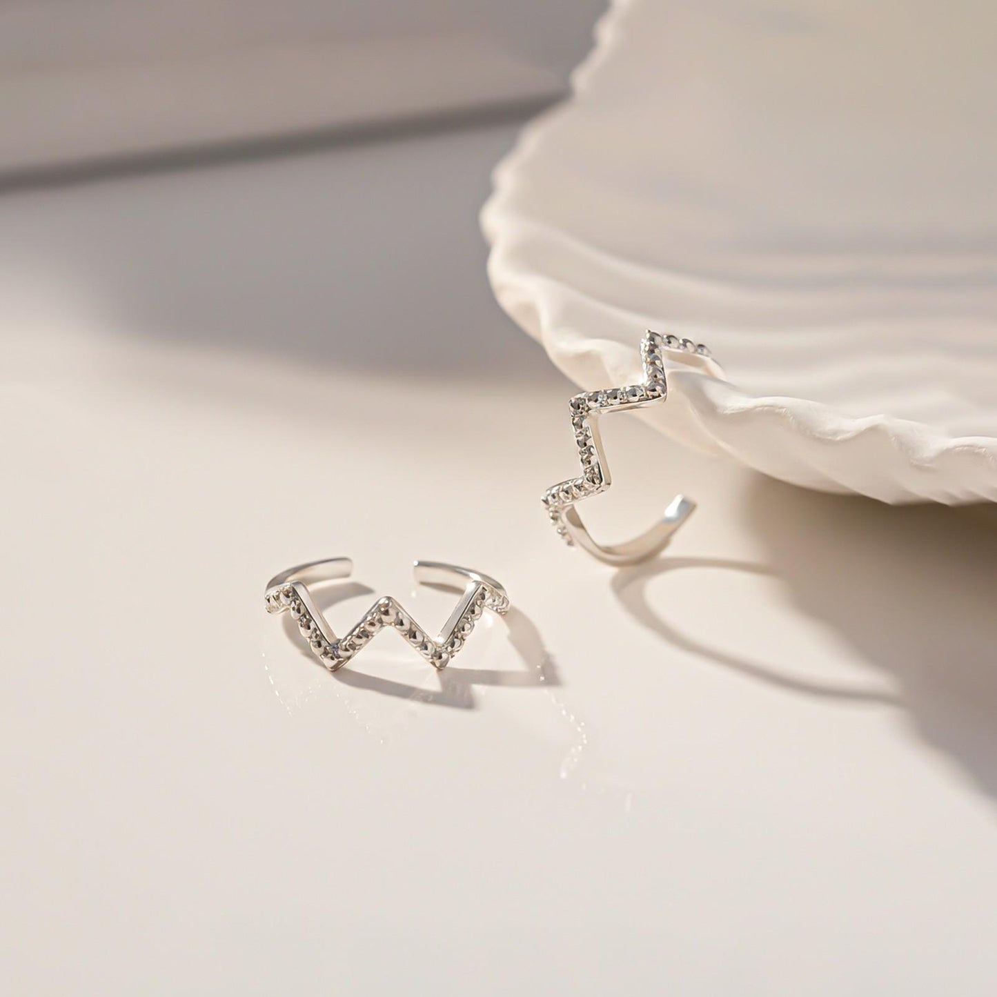 Zig Zag Rhodium Plated Silver Toe Ring