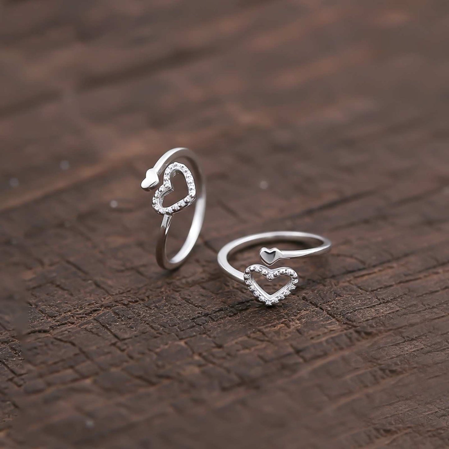 Silver Heartfelt Embrace Toe Rings