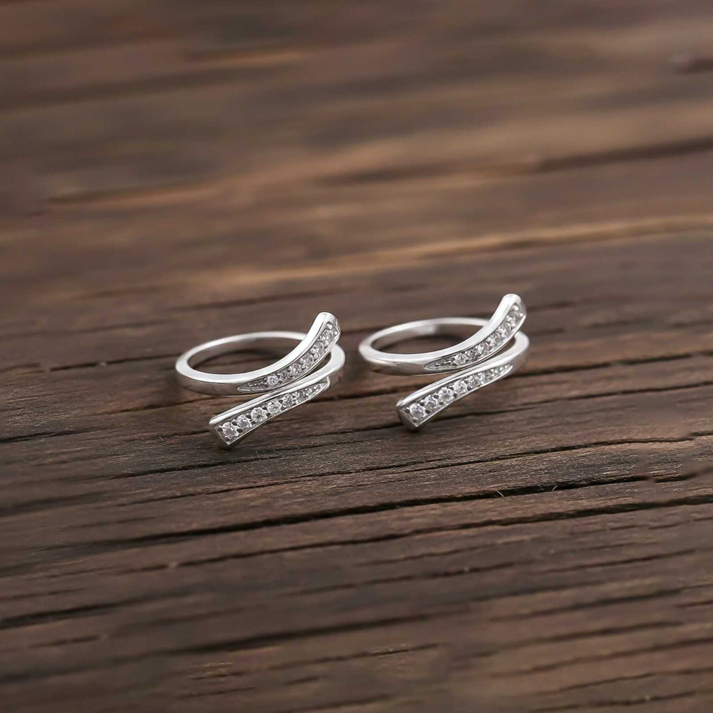 Cubic Zirconia Twist Toe Ring for Women