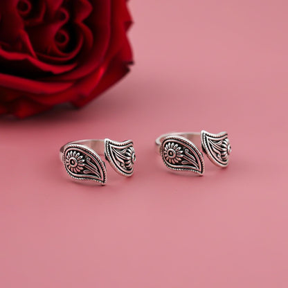Paisley Silver Toe Rings For Women