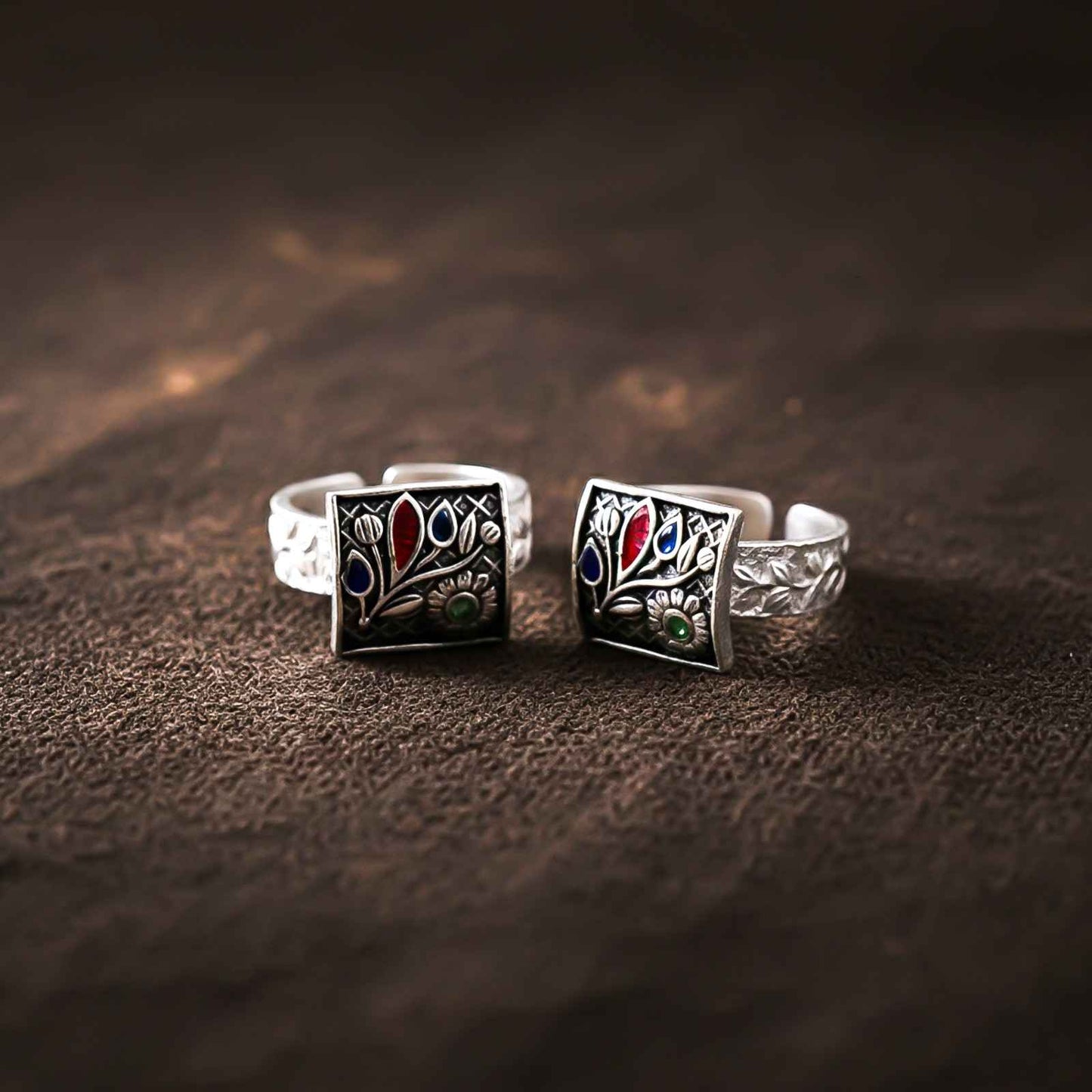 Silver Fancy Flowers Design Toe Rings