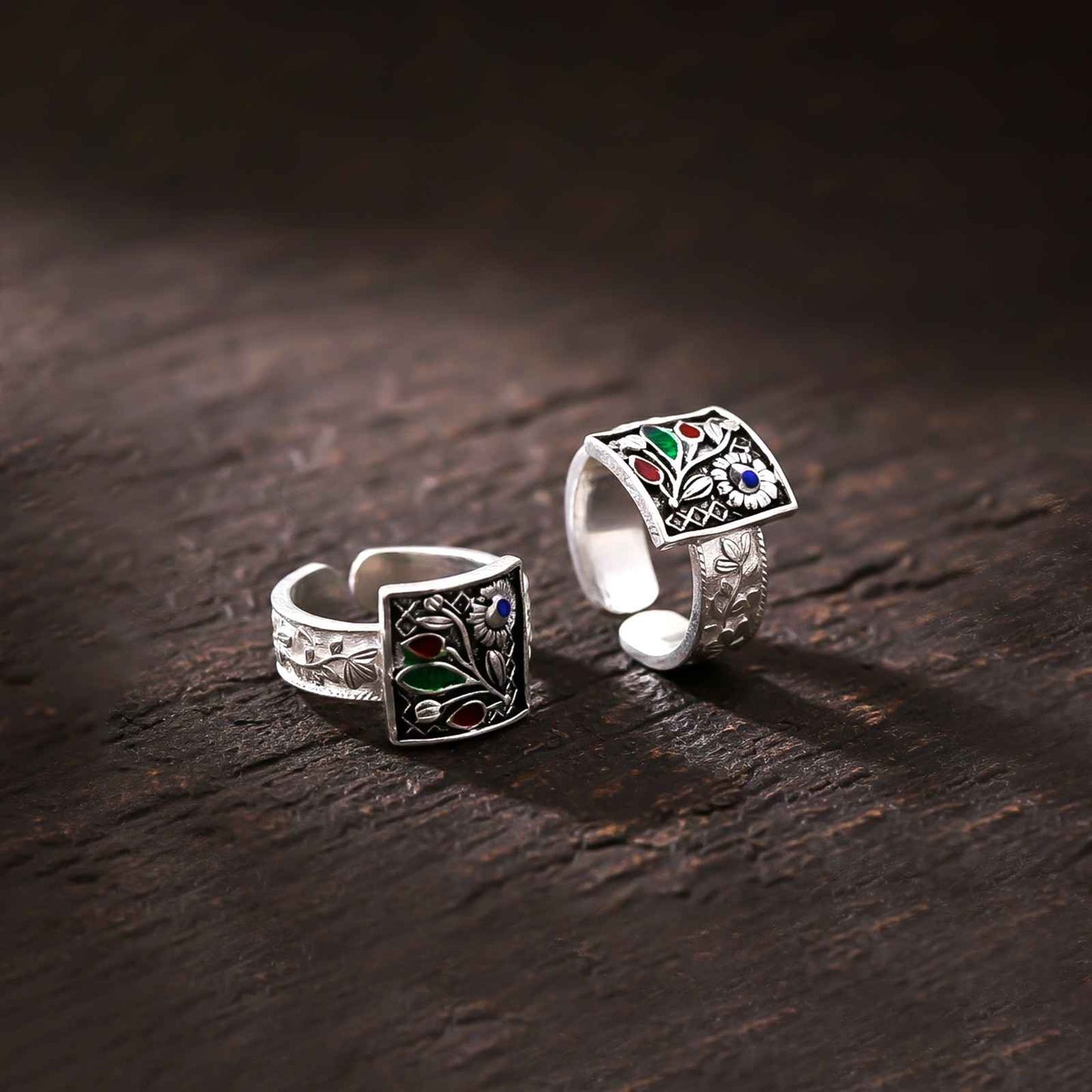 Silver Flowers Design Toe Rings For Womens