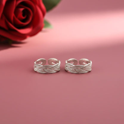 Stylish Braided Silver Toe Rings